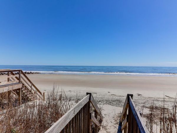 Folly Beach Home 1019564