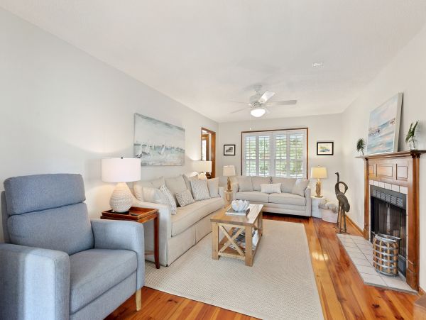 Folly Beach Home 1019565