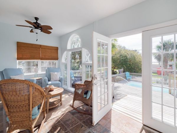 Folly Beach Home 1019566