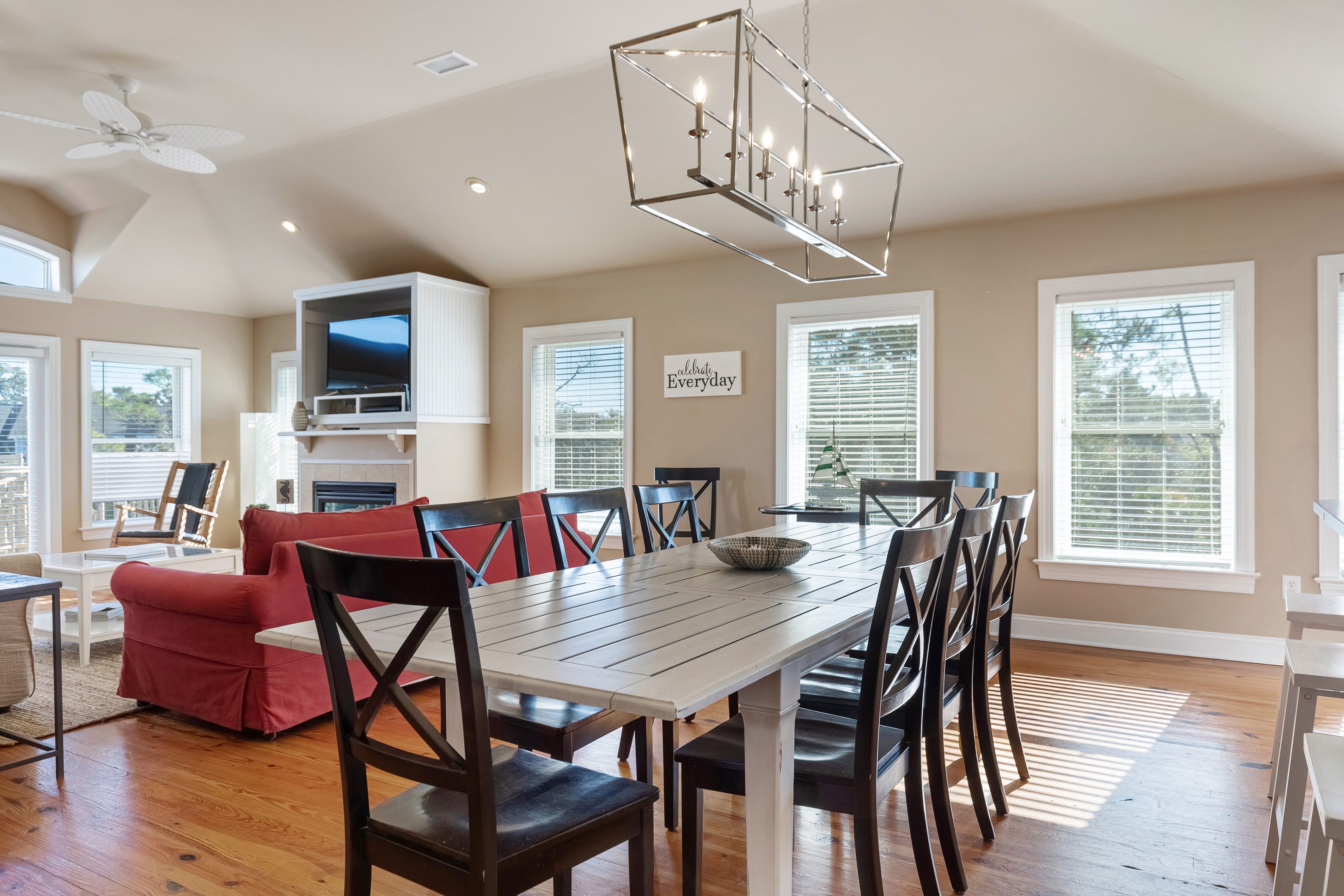 Folly Beach Home 1019567