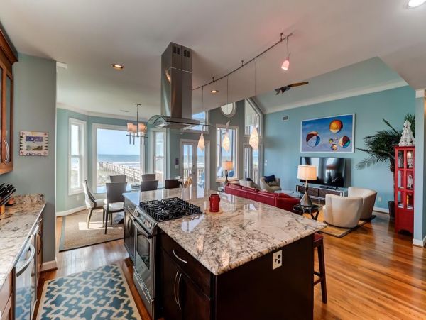 Folly Beach Home 1019568