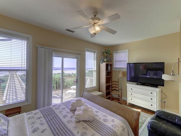 Folly Beach Home 1019568