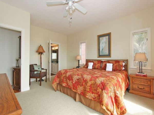 Folly Beach Home 1019570