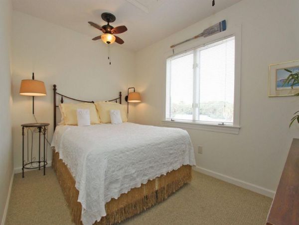 Folly Beach Home 1019570