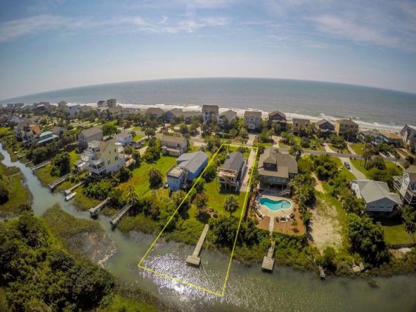 Folly Beach Home 1019572