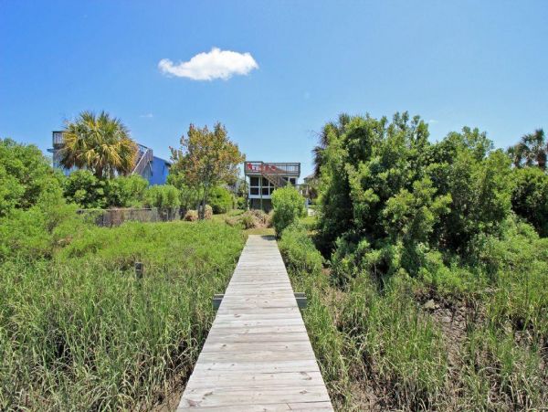 Folly Beach Home 1019572