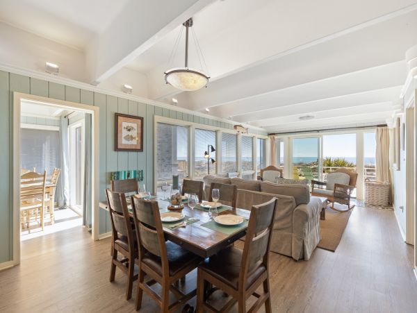 Folly Beach Home 1019573