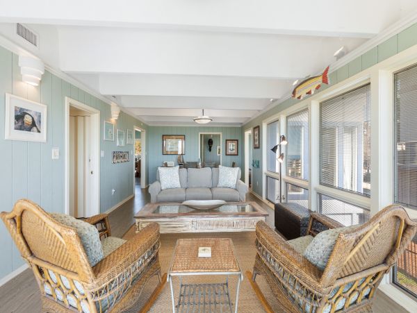 Folly Beach Home 1019573