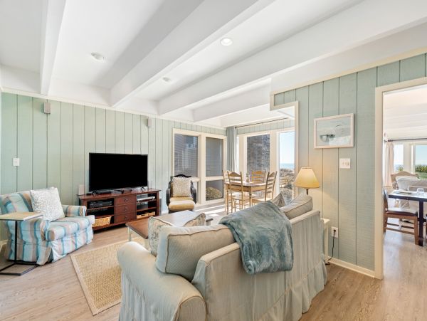 Folly Beach Home 1019573