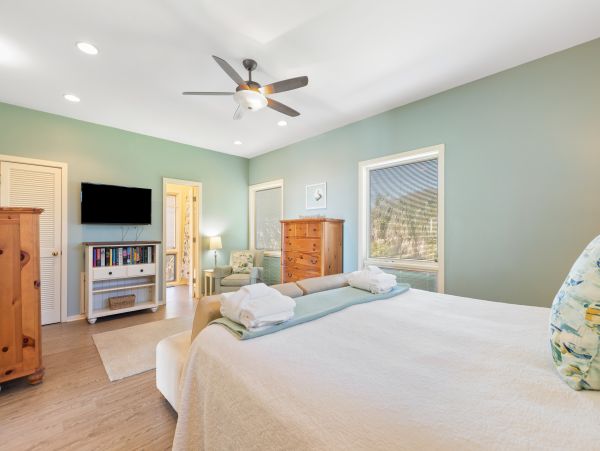 Folly Beach Home 1019573
