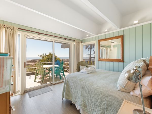 Folly Beach Home 1019573