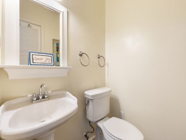 Folly Beach Home 1019573