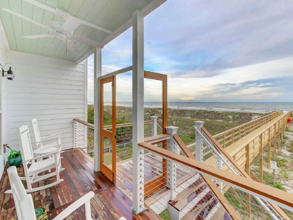 Folly Beach Home 1019575