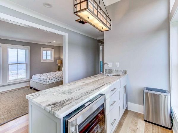 Folly Beach Home 1019575