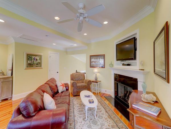 Folly Beach Home 1019576