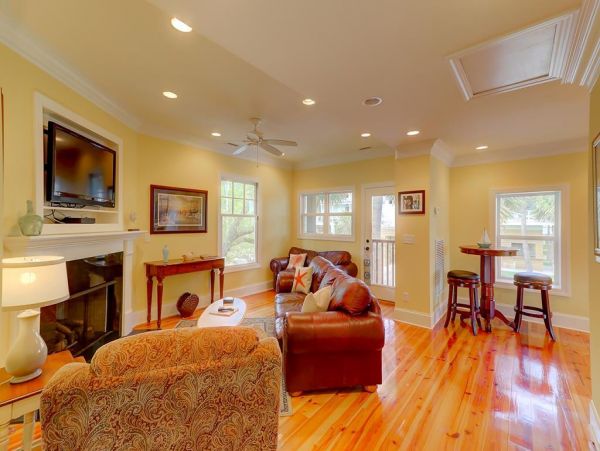 Folly Beach Home 1019576