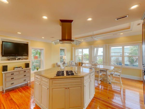 Folly Beach Home 1019576