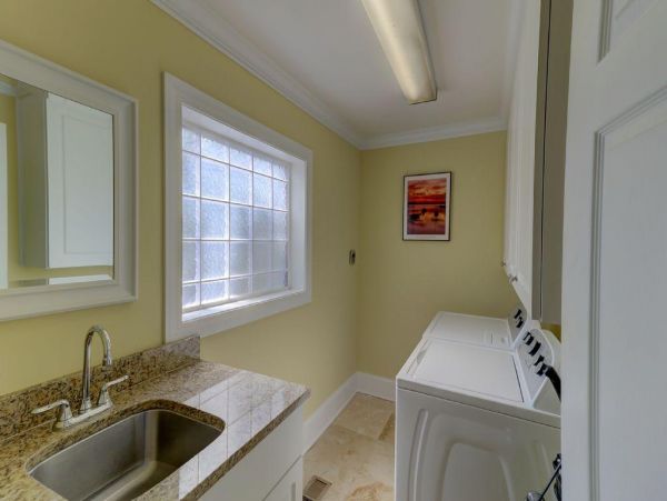 Folly Beach Home 1019576
