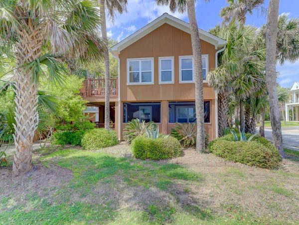 Folly Beach Home 1019576