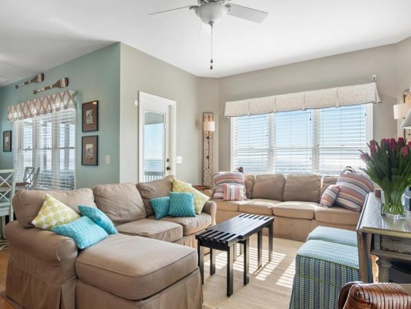 Folly Beach Home 1019580