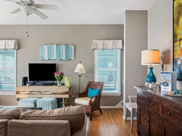 Folly Beach Home 1019580