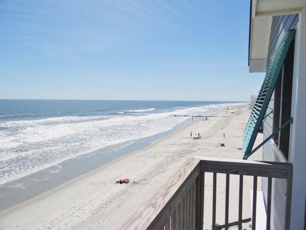 Folly Beach Home 1019580