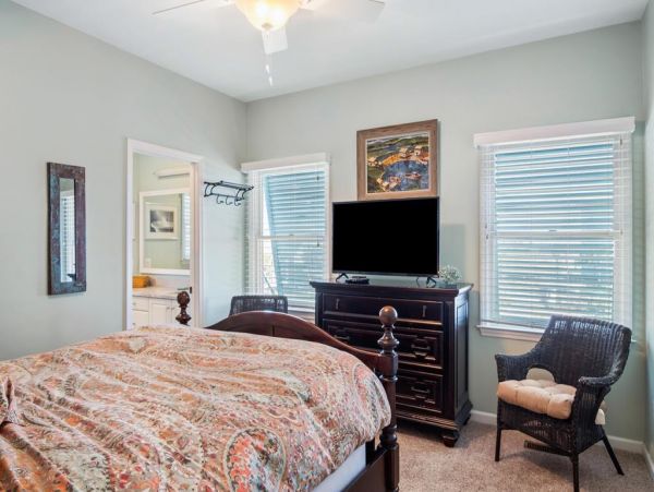 Folly Beach Home 1019580