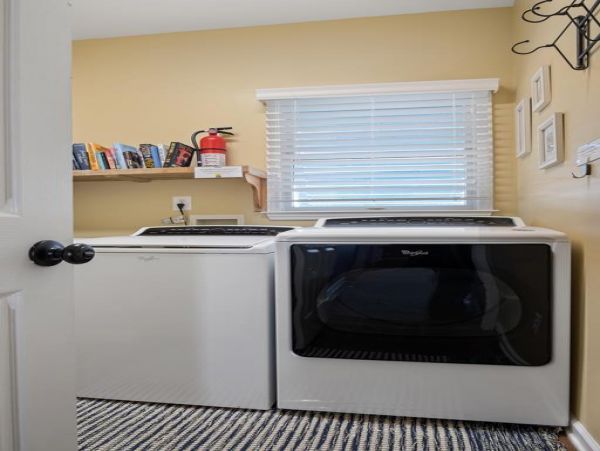 Folly Beach Home 1019580