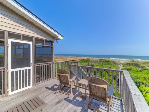 Folly Beach Home 1019582