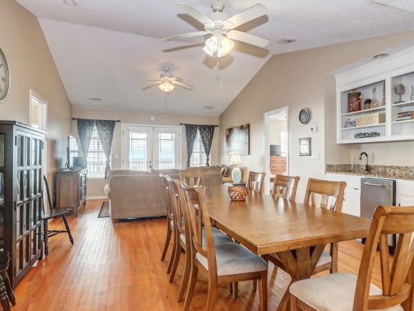 Folly Beach Home 1019582