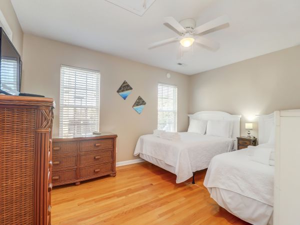 Folly Beach Home 1019582
