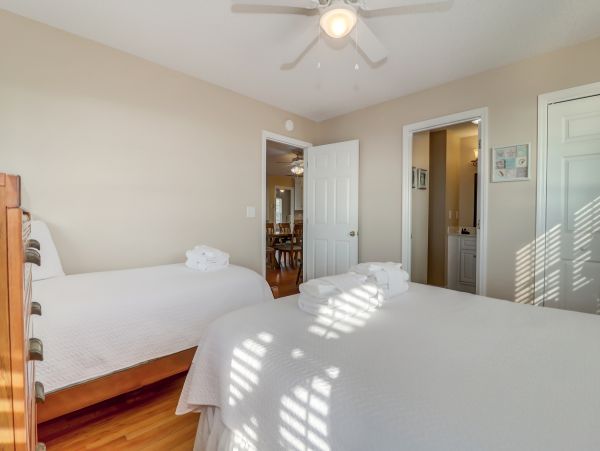 Folly Beach Home 1019582