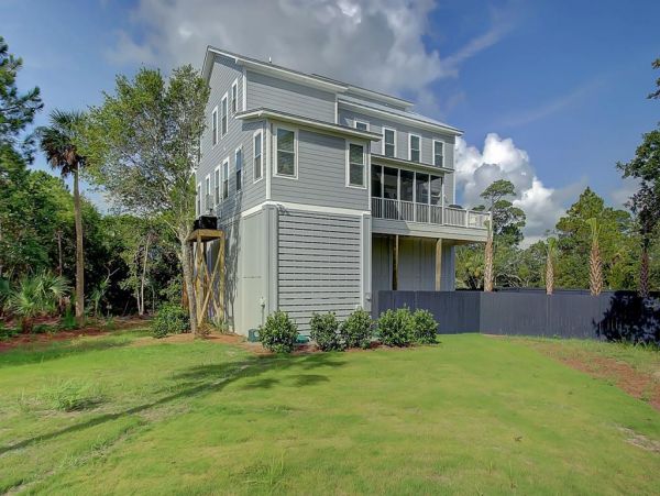 Folly Beach Home 1019583