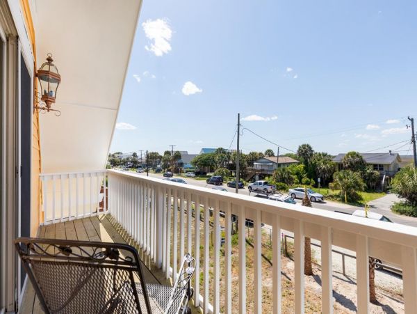 Folly Beach Home 1019588