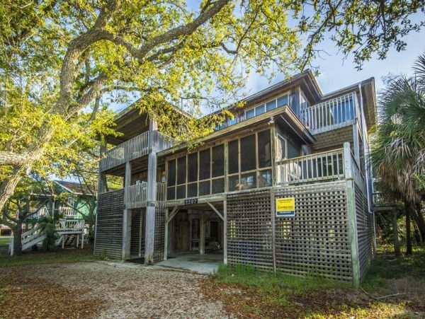 Folly Beach Home 1019590