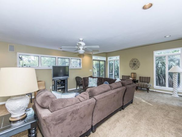 Folly Beach Home 1019590