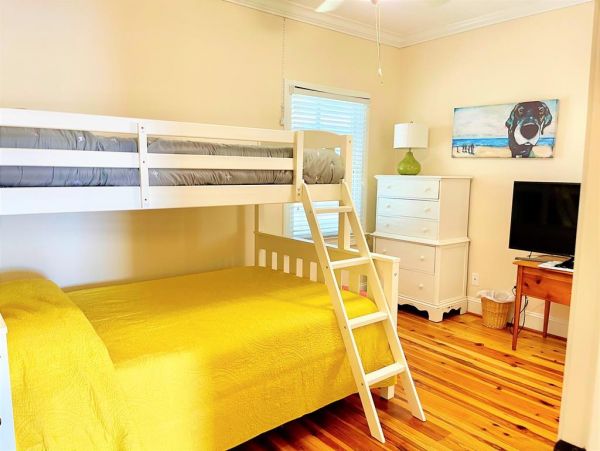 Folly Beach Home 1019599
