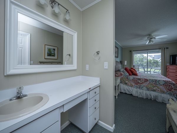 Folly Beach Home 1019600