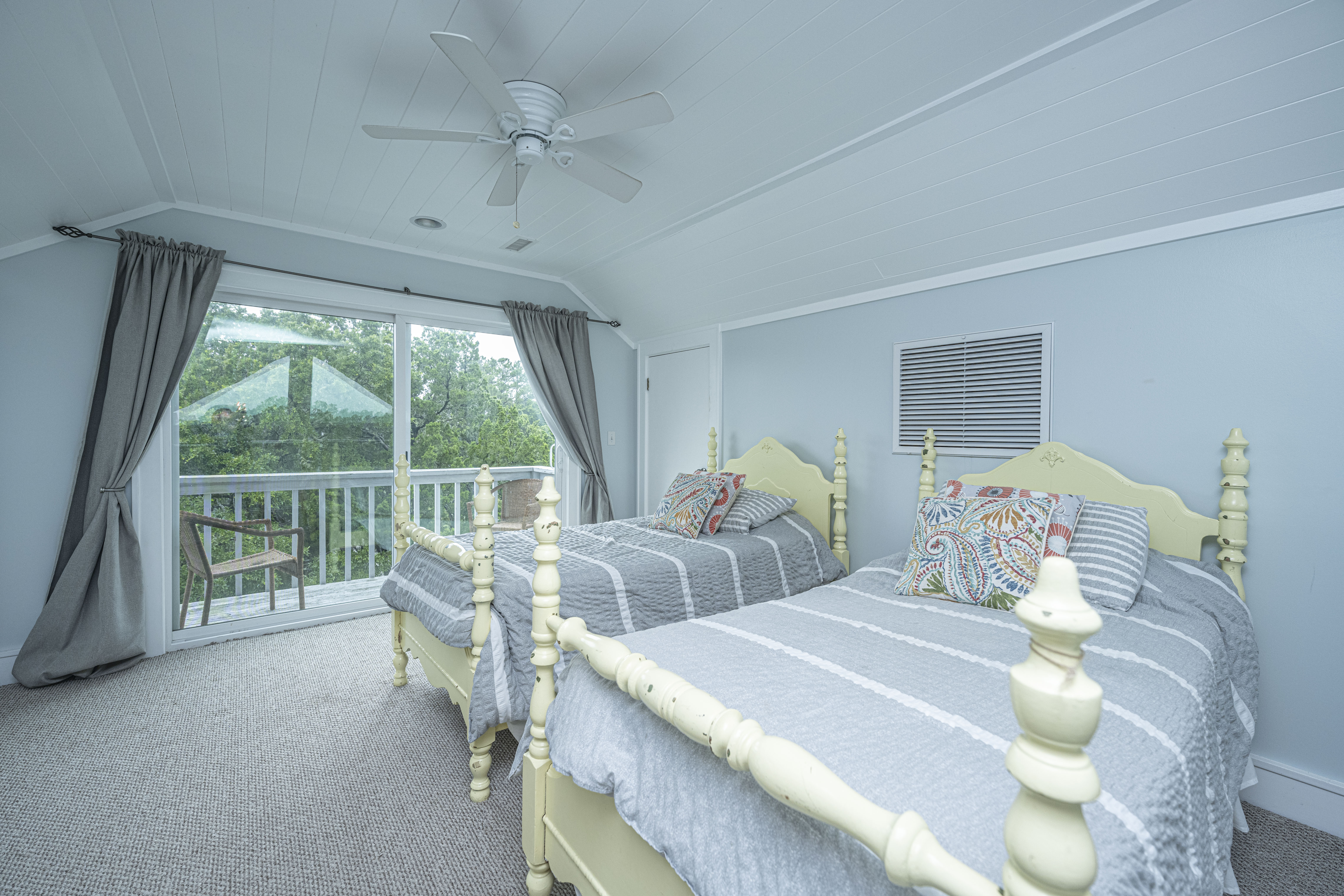 Folly Beach Home 1019600