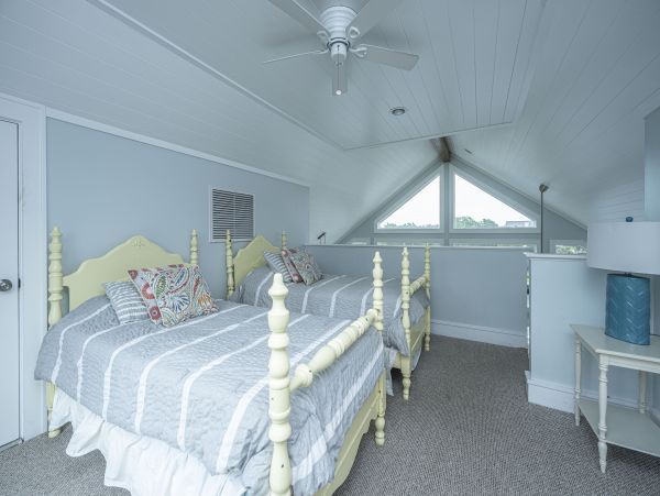 Folly Beach Home 1019600