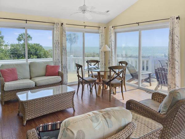 Folly Beach Home 1019602