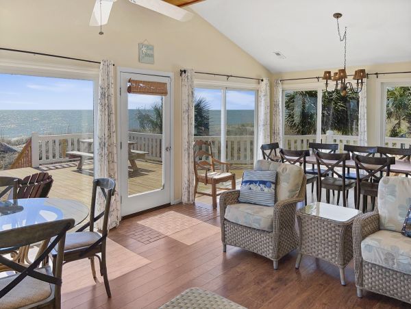 Folly Beach Home 1019602