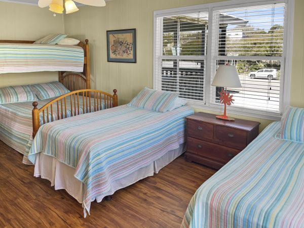 Folly Beach Home 1019602
