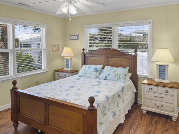 Folly Beach Home 1019602