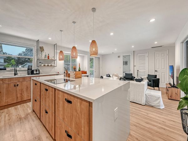 Anna Maria Island Holmes Beach Home 1019607