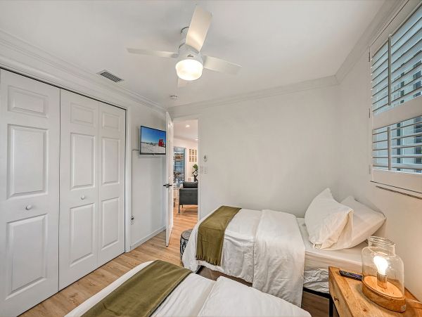 Anna Maria Island Holmes Beach Home 1019607