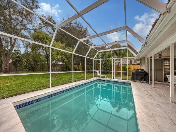 Anna Maria Island Holmes Beach Home 1019607