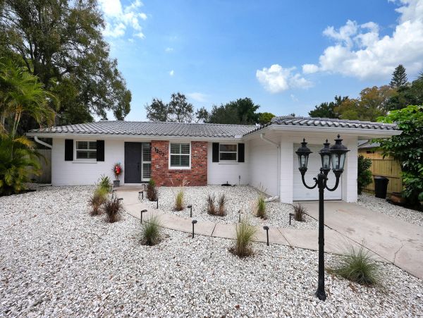 Anna Maria Island Holmes Beach Home 1019607