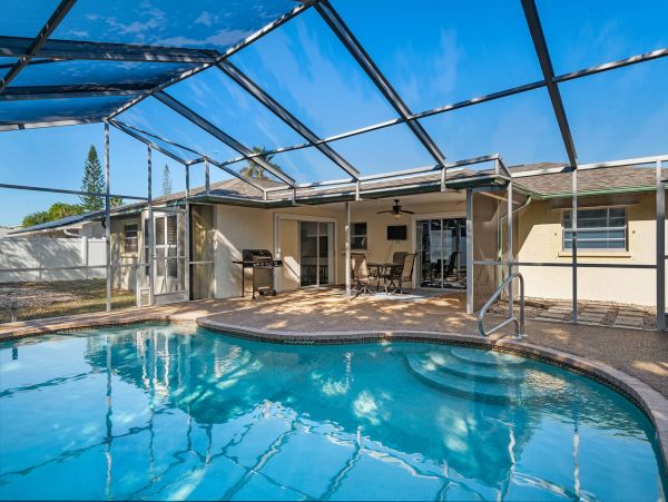 Anna Maria Island Holmes Beach Home 1019608