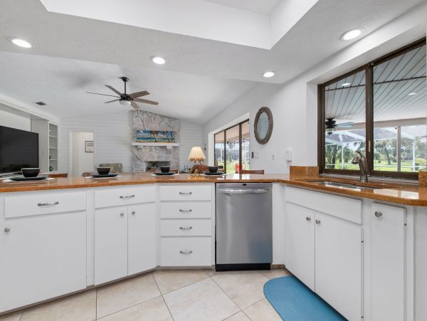 Anna Maria Island Holmes Beach Home 1019610